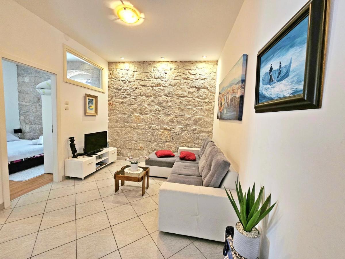 Apartments Moni Сплит Экстерьер фото